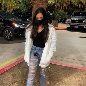 Meet your Posher, Mayra